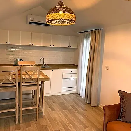 فندق Kairos 4*